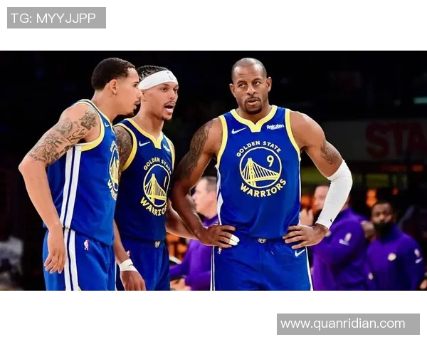 首轮对决魔术与猛龙展开激烈较量谁能在季后赛首轮占得先机