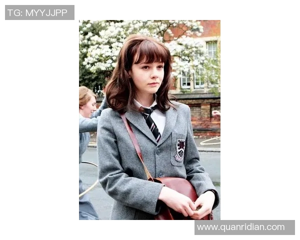 夏欣怡的成长之路：从青涩少女到职场精英的蜕变与奋斗故事